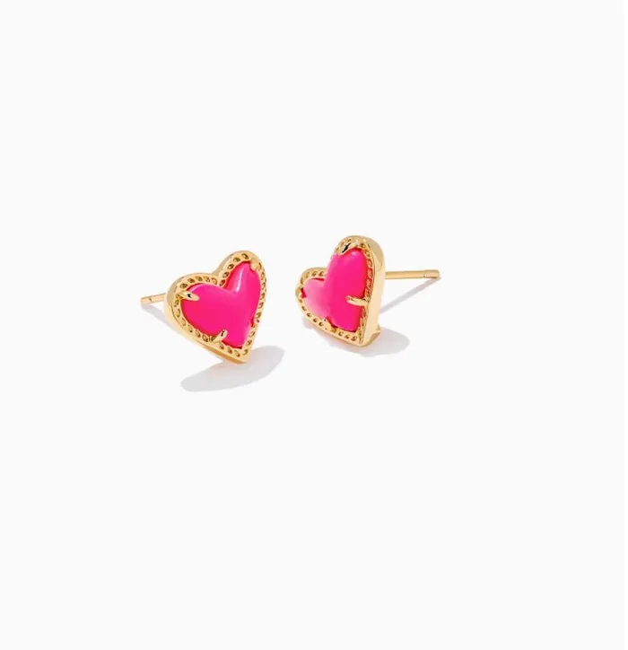 Earrings KENDRA SCOTTAri Heart Gold Stud Earrings in Neon Pink Magnesite 9608802007 Kendra Scott Earrings KENDRA SCOTTAri Heart Gold Stud Earrings in Neon Pink Magnesite 9608802007 Kendra Scott