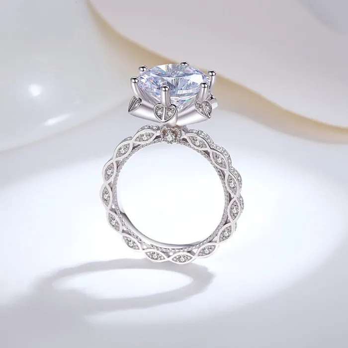 Rings shineofdiamond Luxury 5CT Moissanite Blossom Ring in Sterling Silver Elegant Proposal Jewelry